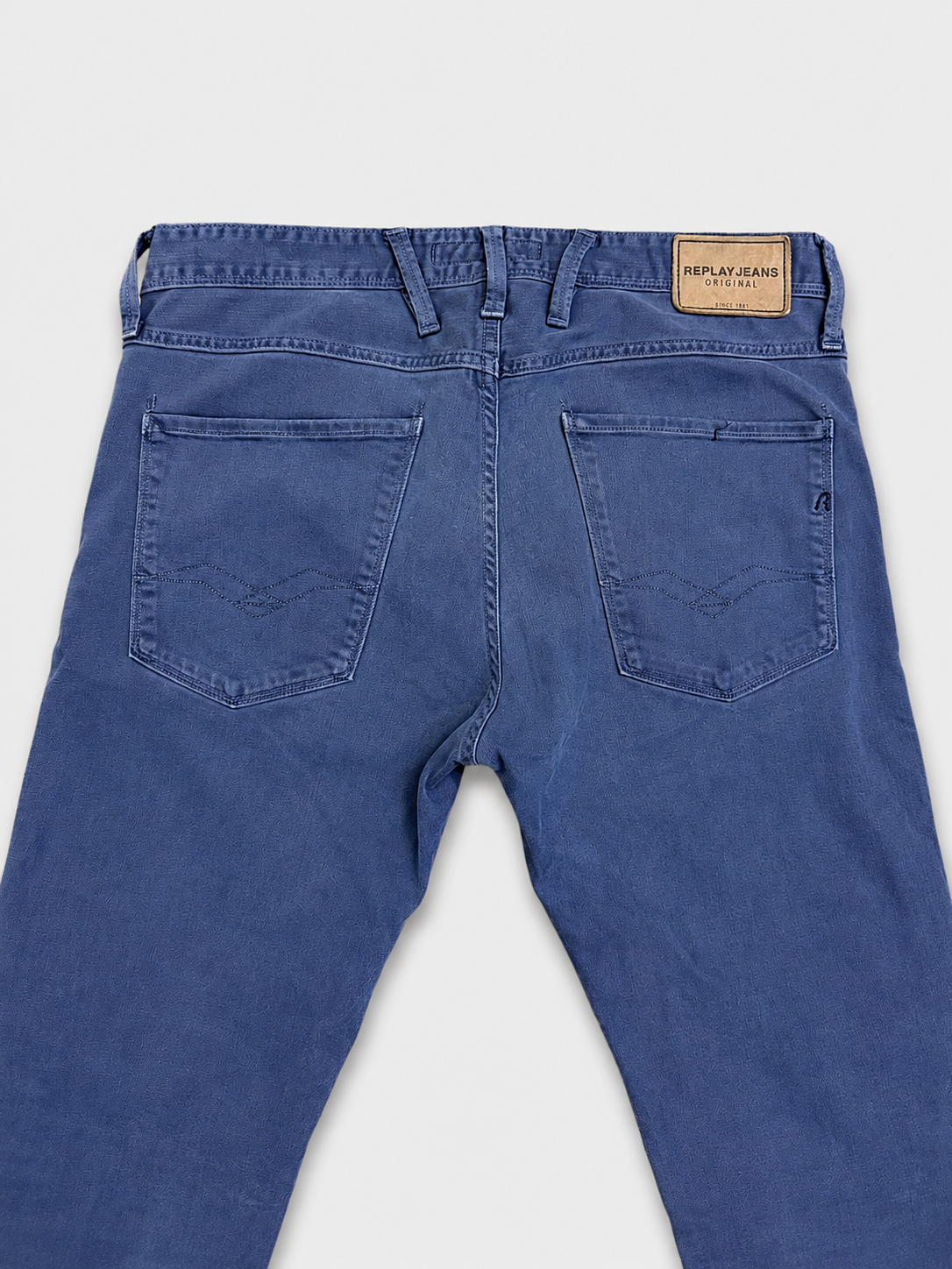 Replay Anbass Jeans – Slim Fit