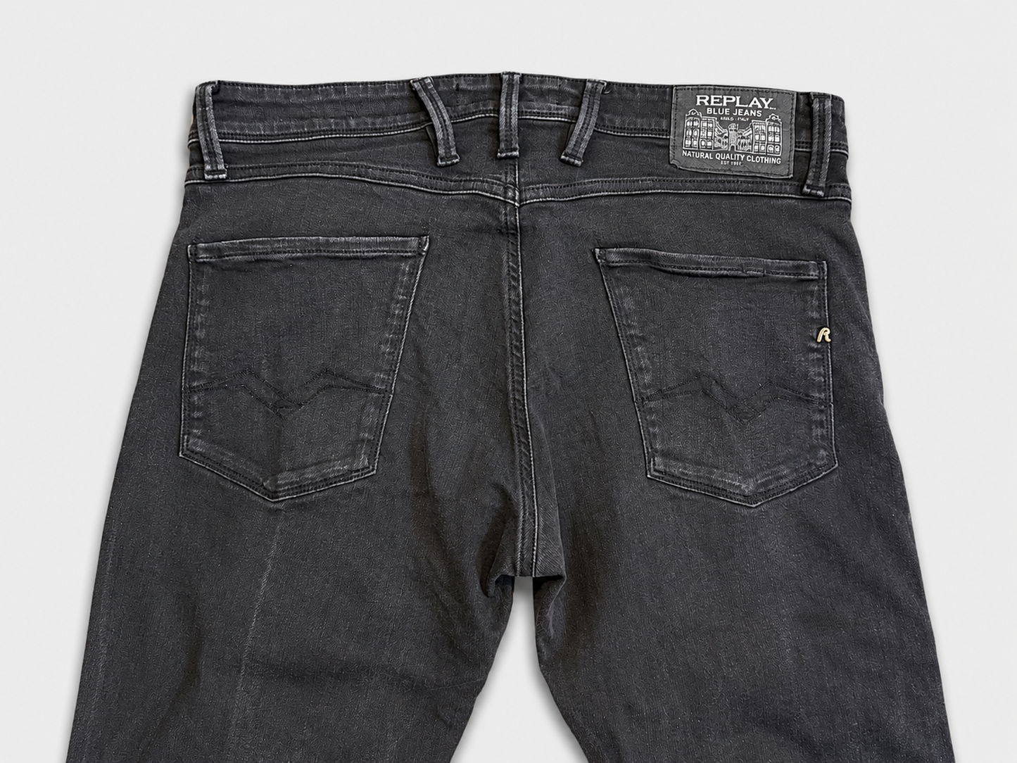 Replay Anbass Jeans – Slim Fit