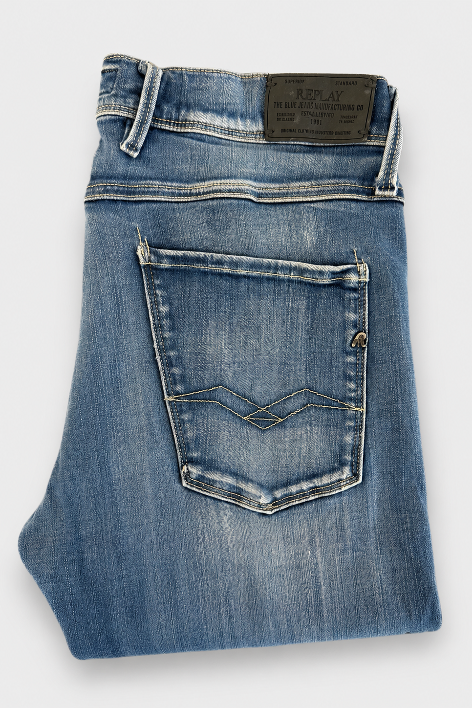 Replay Anbass Jeans – Slim Fit