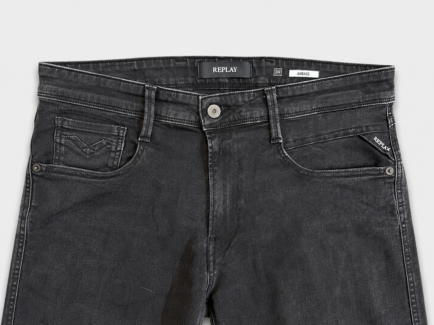 Replay Anbass Jeans – Slim Fit
