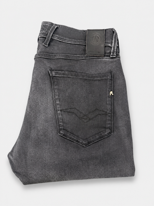 Replay Anbass Jeans – Slim Fit