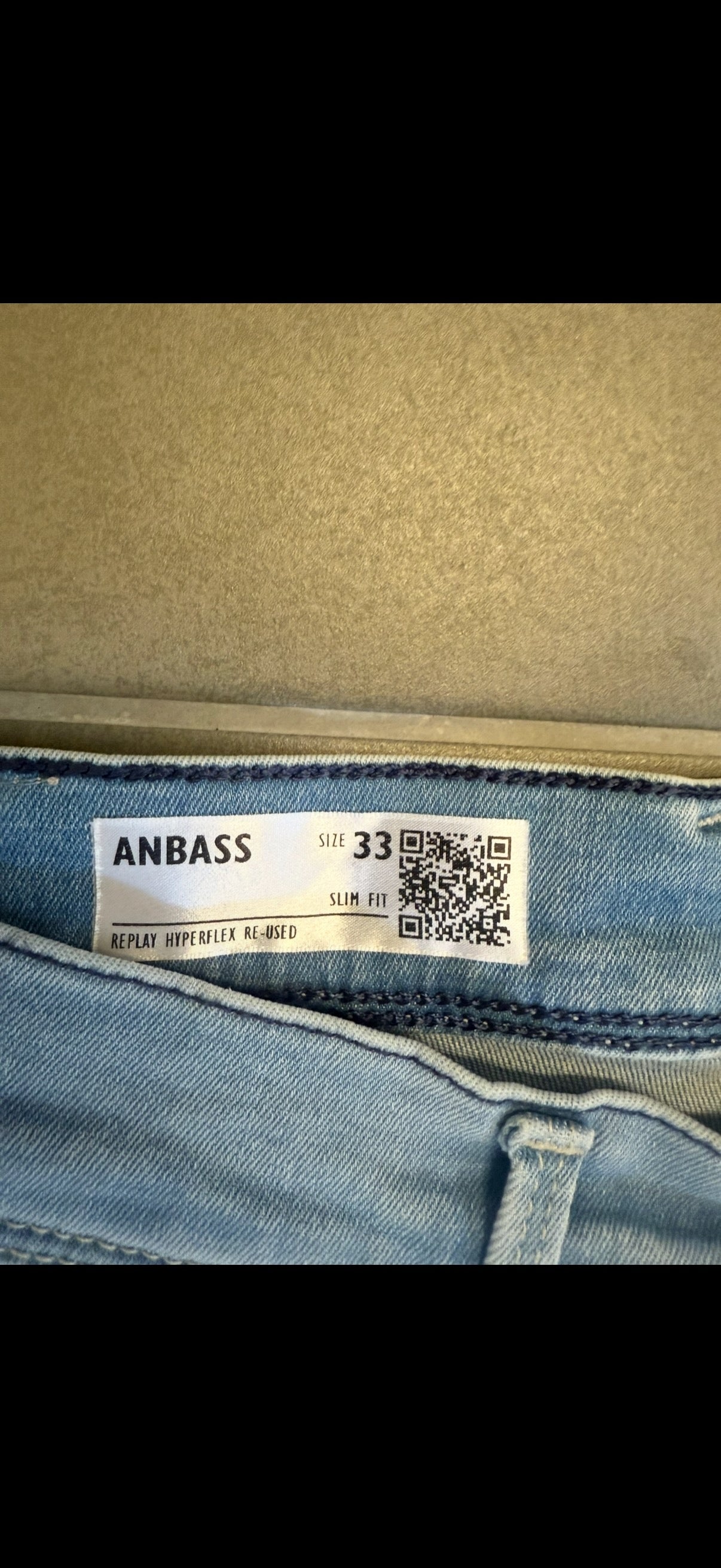 Replay Anbass Hyperflex Re-Used Jeans – Slim Fit