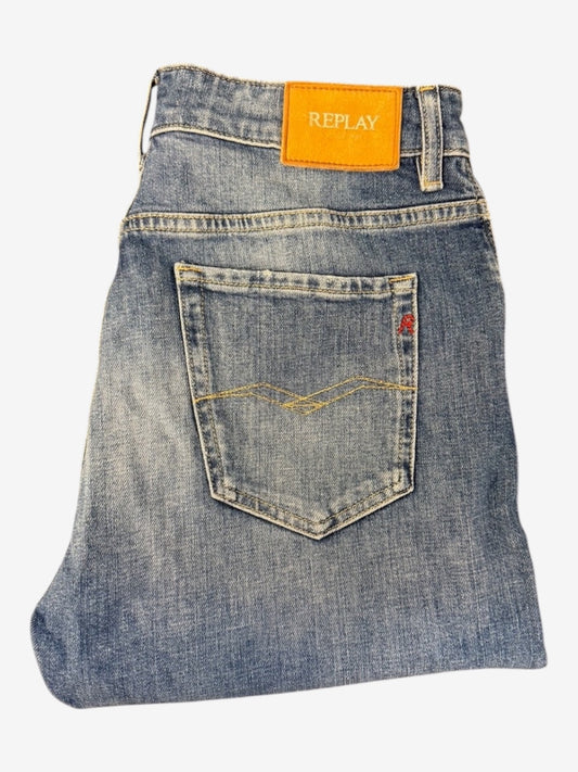 Nordic Jeans Co. REPLAY Marty regular fit denim jeans in medium blue wash with back pocket stitching and leather patch.